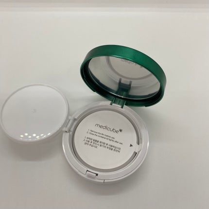 スーパーシカクッション 21号 Pair Ivory(リフィル)/MEDICUBE/クッションファンデーションを使ったクチコミ(2枚目)