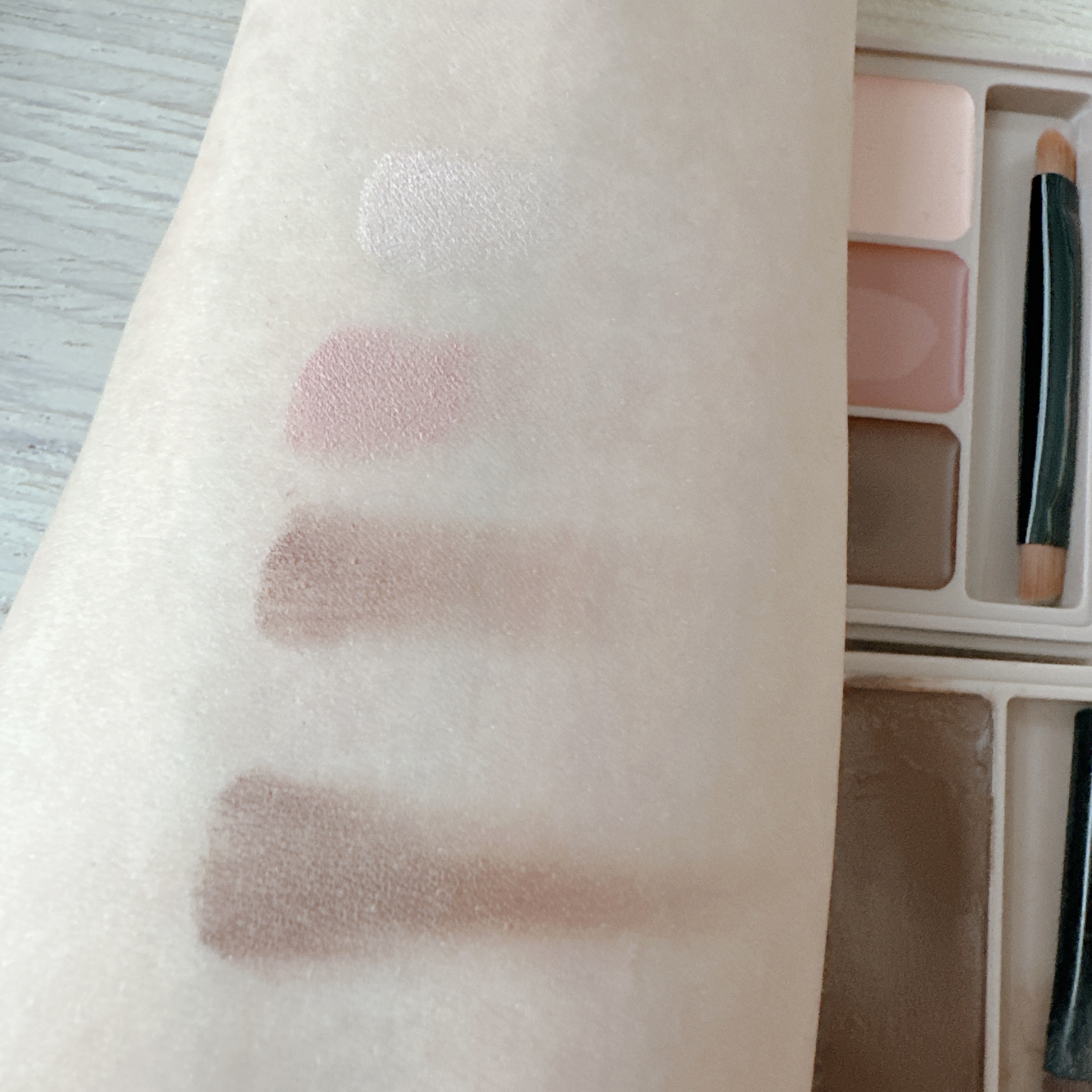 3Dアイブロウワックス 02 ピンクブラウン/スウィーツ スウィーツ/パウダーアイブロウを使ったクチコミ（3枚目）