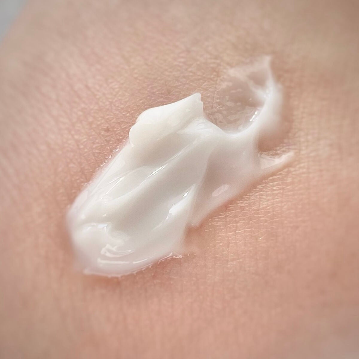 ディセンシア クリーム/DECENCIA/フェイスクリームを使ったクチコミ(3枚目)