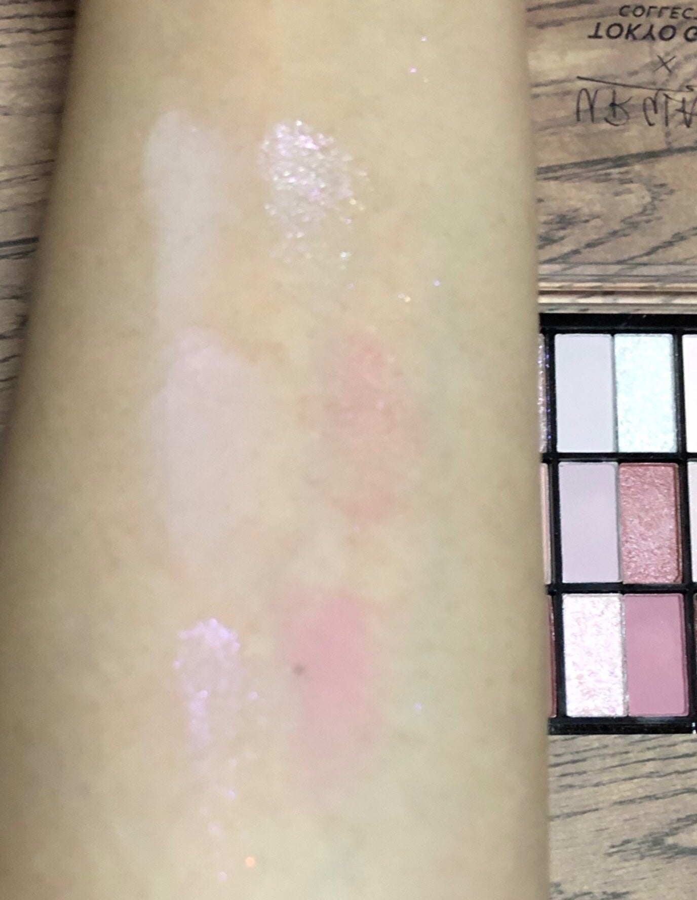 18カラーアイパレット/U R GLAM/アイシャドウパレットを使ったクチコミ(3枚目)