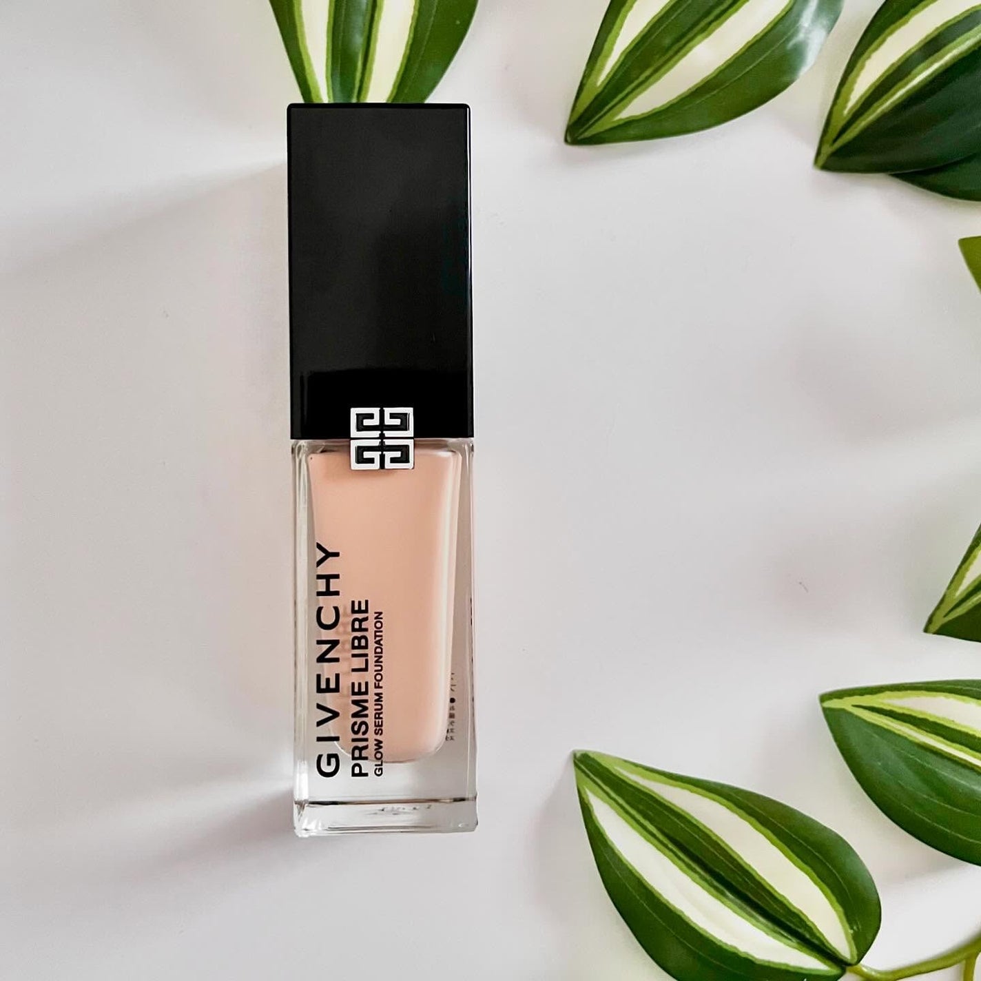 プリズム・リーブル・グロウ・セラム・ ファンデーション/GIVENCHY/リキッドファンデーションを使ったクチコミ(2枚目)