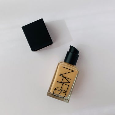 ライトリフレクティング ファンデーション 02174/NARS/リキッドファンデーションを使ったクチコミ（2枚目）