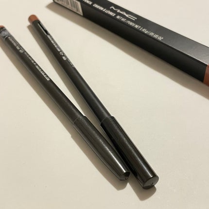 リップ ペンシル ストリップダウン/M・A・C/リップライナーを使ったクチコミ(2枚目)