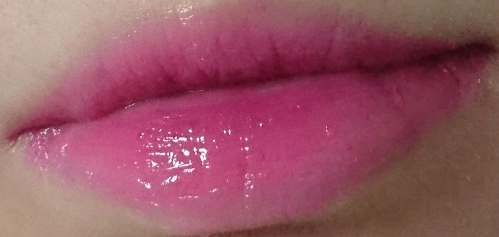 リップ フラッシュ ビッテン ストロボ/MAYBELLINE NEW YORK/口紅を使ったクチコミ(2枚目)