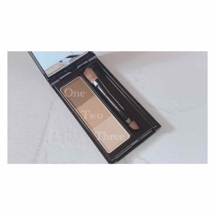 ケイト デザイニングアイブロウ3D/KATE/パウダーアイブロウを使ったクチコミ(2枚目)