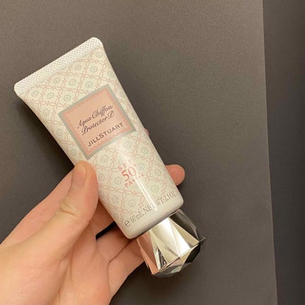 エブリデイブライト UVプロテクター ホワイトフローラル/JILL STUART/日焼け止めジェルを使ったクチコミ(1枚目)