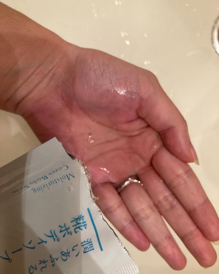 yu/フォロバ100コメ返100 on LIPS 「最近お風呂が面倒で髪洗うときシャンプーだけだったら絡まるし。で..」(5枚目)