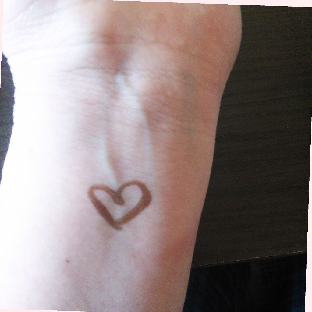 UR GLAM LIQUID EYELINER/U R GLAM/リキッドアイライナーを使ったクチコミ(2枚目)