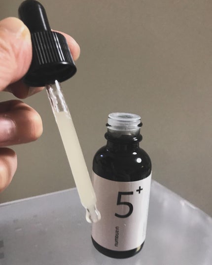 5番 白玉グルタチオンC美容液/numbuzin/美容液を使ったクチコミ(3枚目)