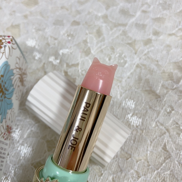 リップスティック トリートメント/PAUL & JOE BEAUTE/リップケアを使ったクチコミ（2枚目）