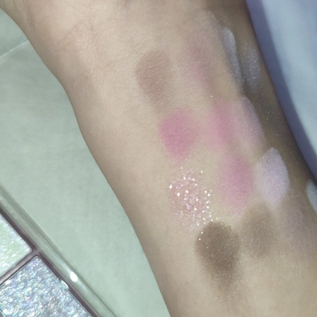 ソフトブラーリングアイパレット/wakemake/アイシャドウパレットを使ったクチコミ(5枚目)