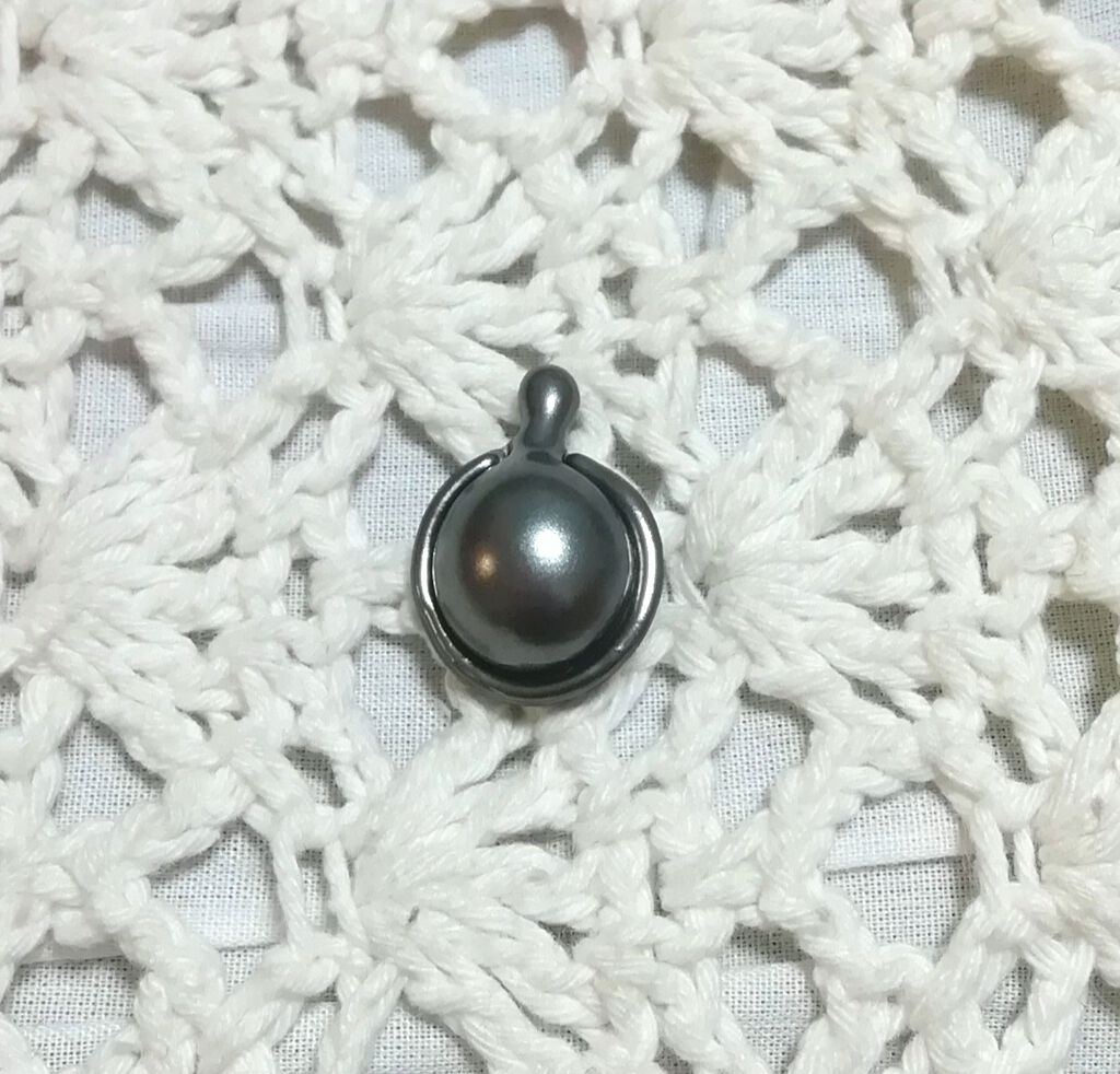 ヘアーオイル【シャイニーブラック】/ellips/ヘアオイルを使ったクチコミ(2枚目)