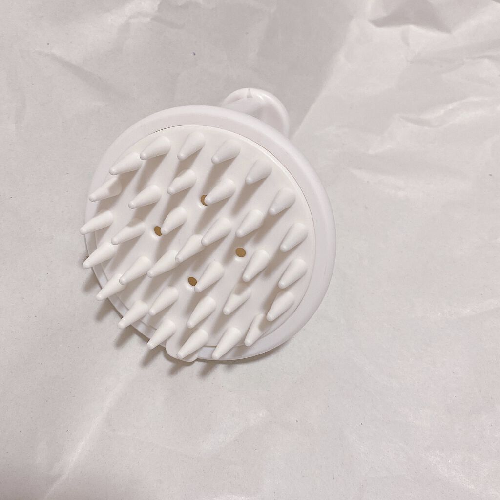 シャンプーブラシ/セリア/スカルプブラシを使ったクチコミ（2枚目）