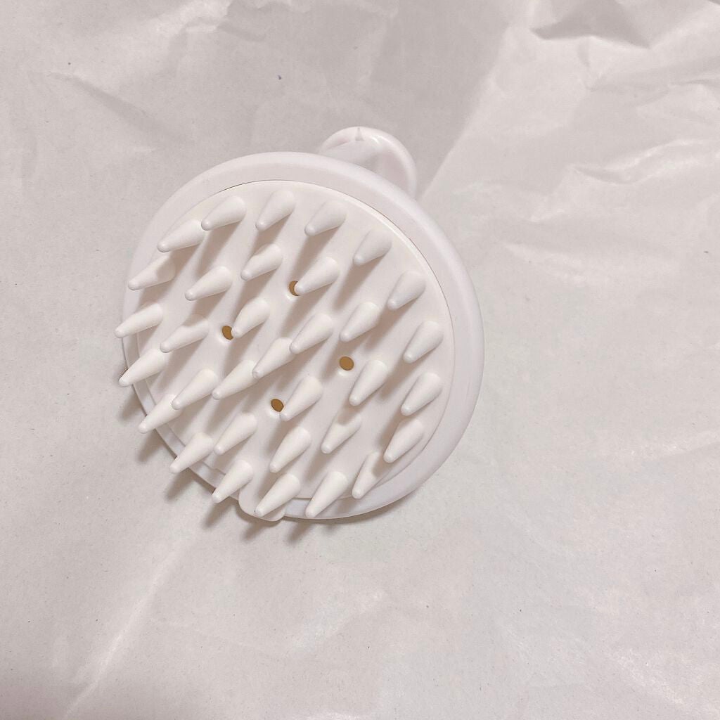 シャンプーブラシ/セリア/スカルプブラシを使ったクチコミ(2枚目)