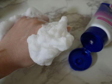 ニベア クリームケア洗顔料 とてもしっとり/ニベア/洗顔フォームを使ったクチコミ（3枚目）
