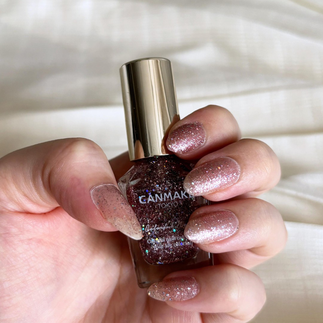 カラフルネイルズ/キャンメイク/マニキュアを使ったクチコミ（2枚目）