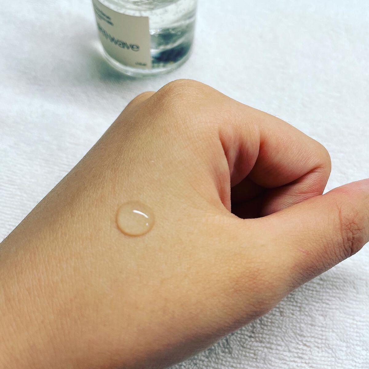 カームウェーブ - Mega Soothing Serum/elloher/美容液を使ったクチコミ（3枚目）