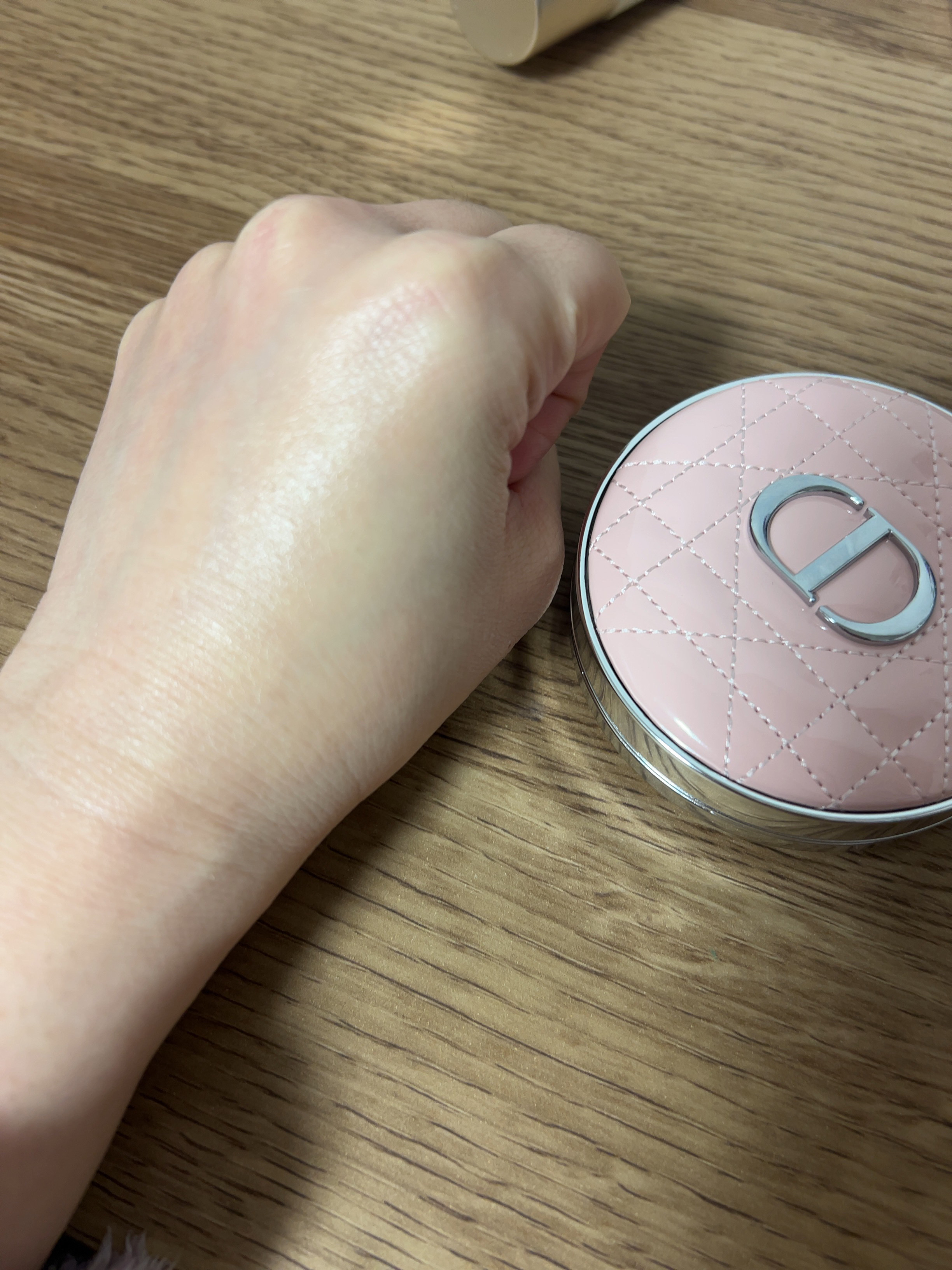 ディオールスキン フォーエヴァー グロウ クッション/Dior/クッションファンデーションを使ったクチコミ（3枚目）