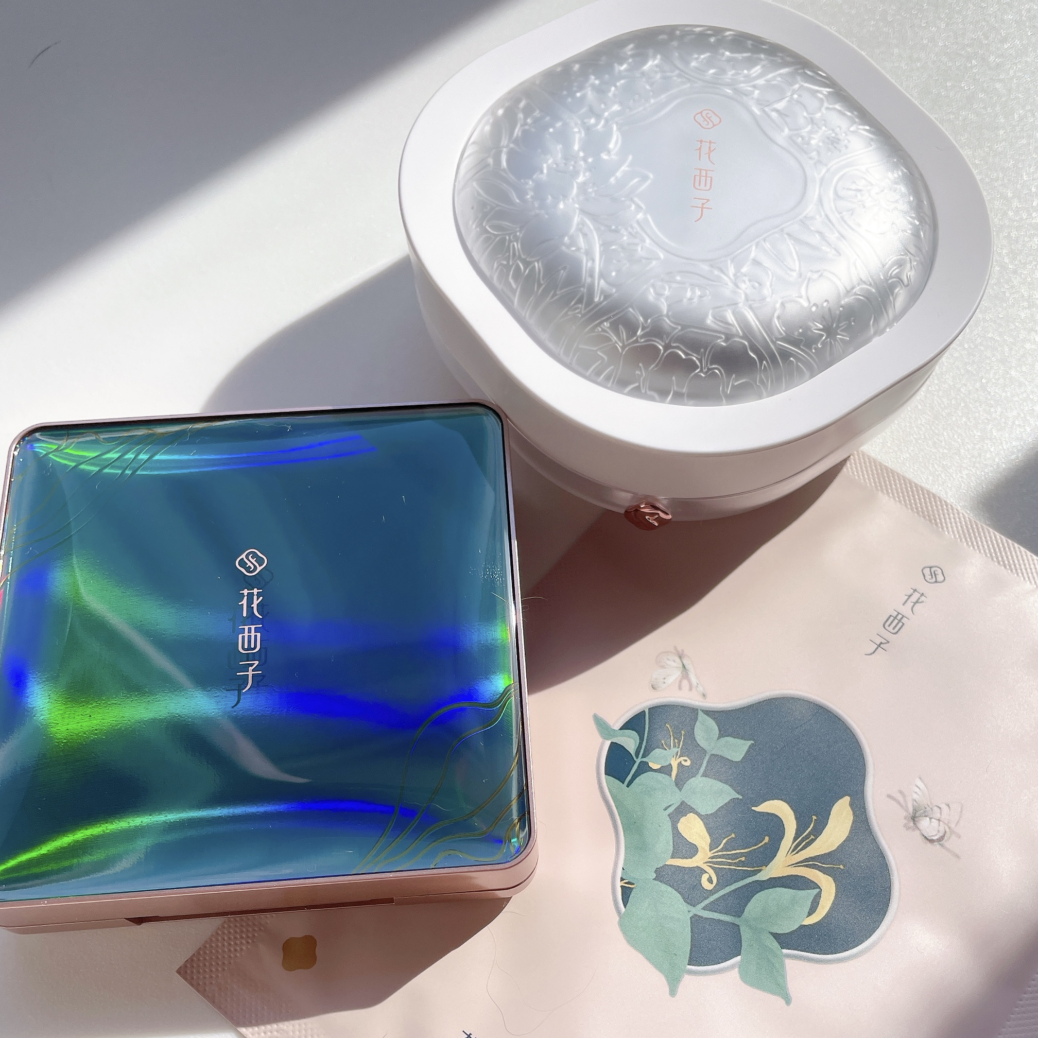 双花彫刻 ハイライト/花西子/パウダーハイライトを使ったクチコミ（2枚目）