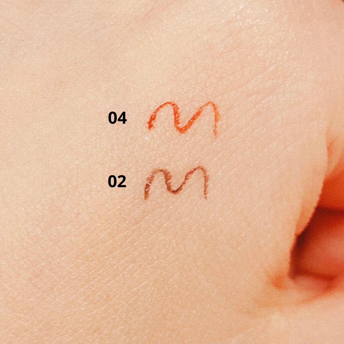 スキルレスライナー/LUMIURGLAS/リキッドアイライナーを使ったクチコミ(4枚目)