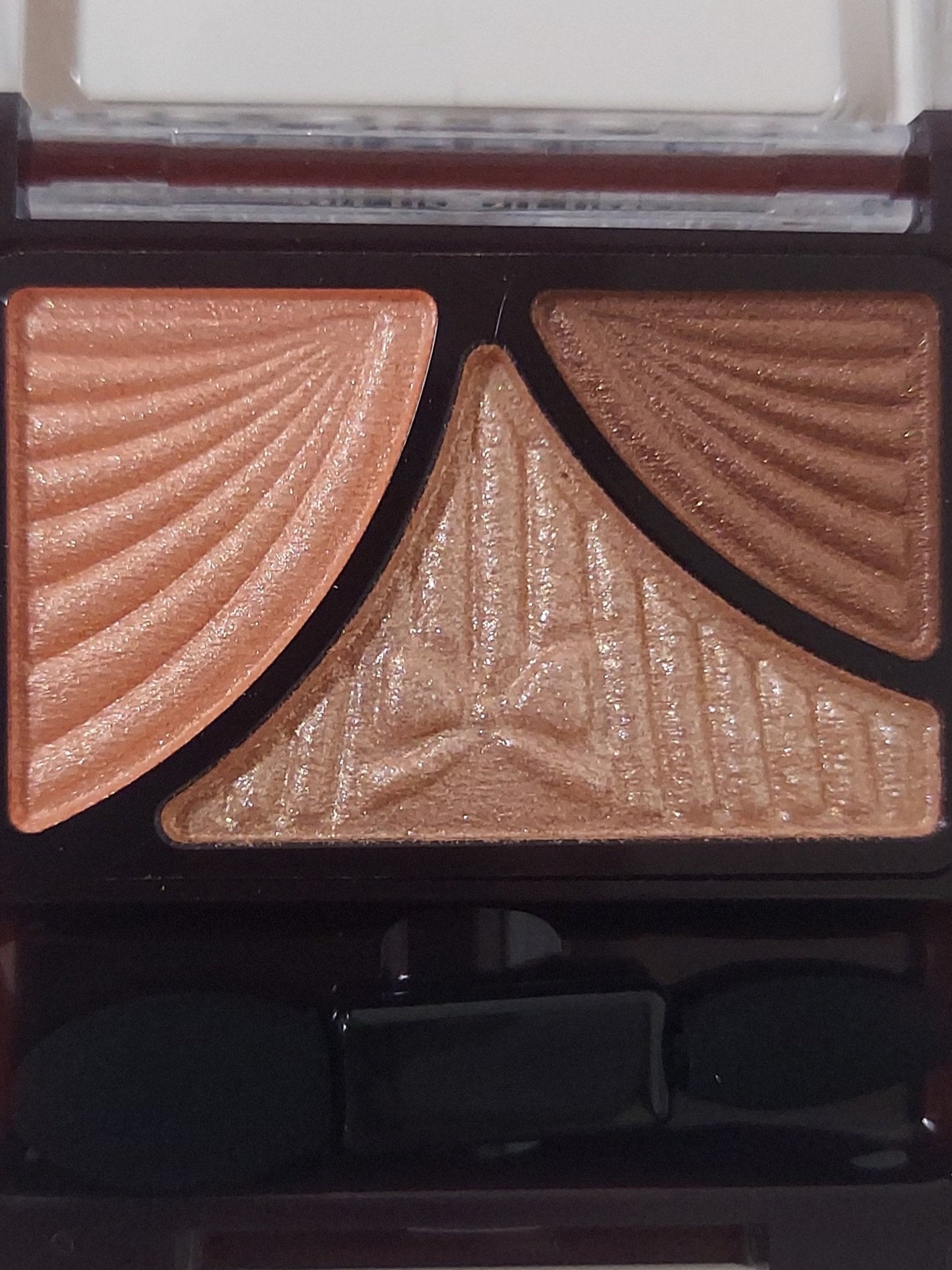 ジューシーピュアアイズ/キャンメイク/アイシャドウパレットを使ったクチコミ(2枚目)