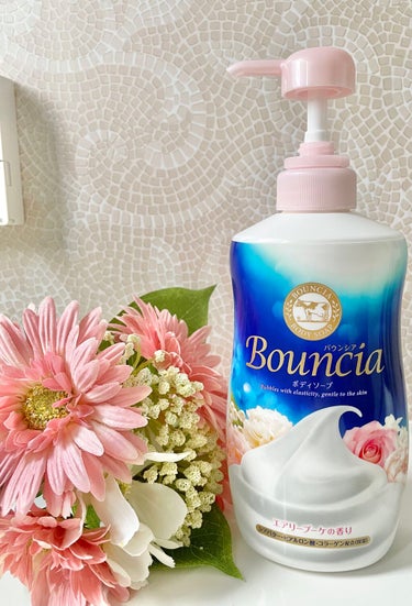 モニターでお試しさせて頂きました🥰

牛乳石鹸から販売されている
バウンシアボディソープ エアリーブーケの香り
🌸



バウンシア史上最高の濃密泡クッション




『ヤバ泡』


・　きめ細かな泡で