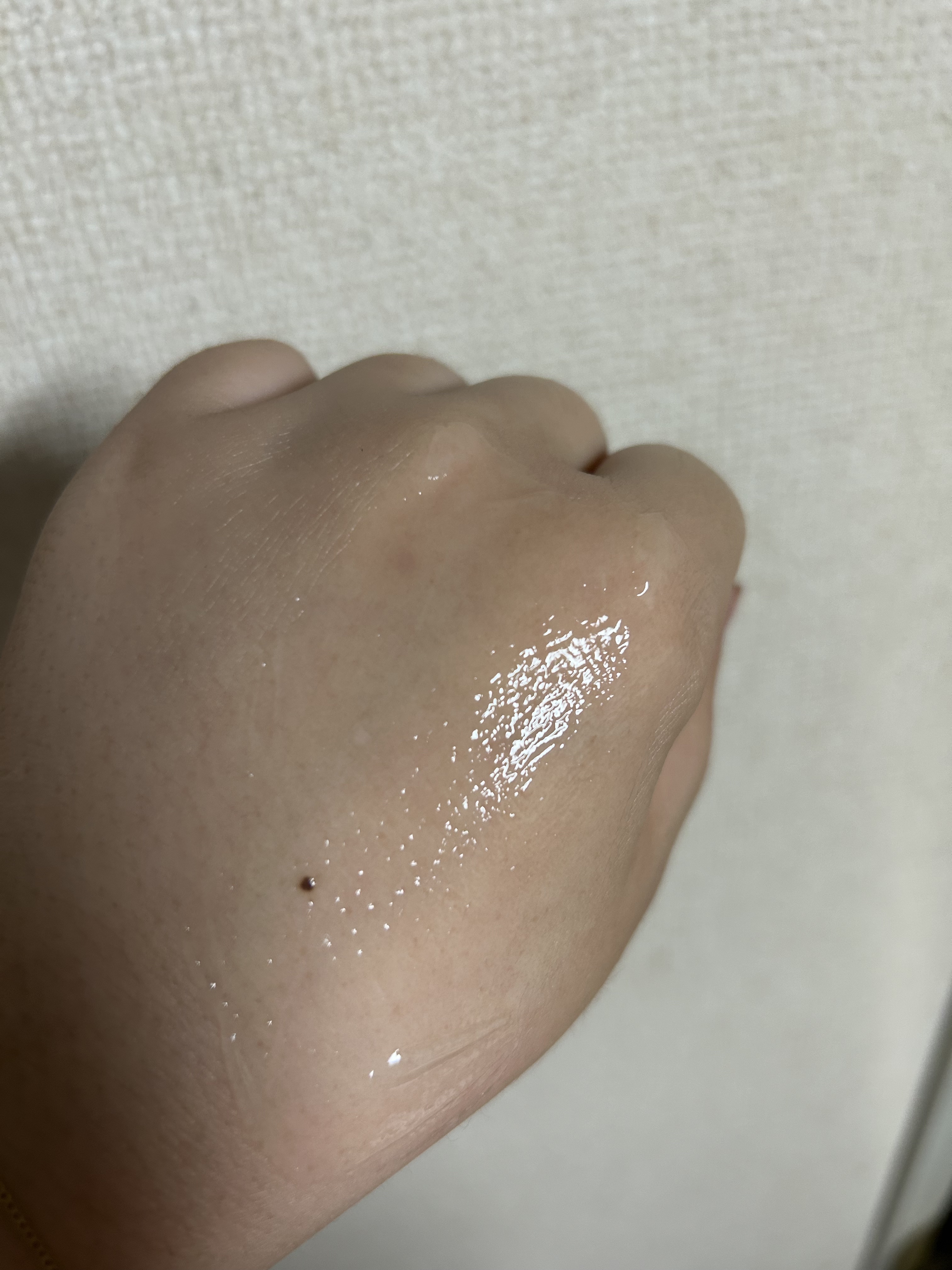 マイルド＆モイスチャーアロエジェル/ネイチャーリパブリック/ボディローションを使ったクチコミ（2枚目）