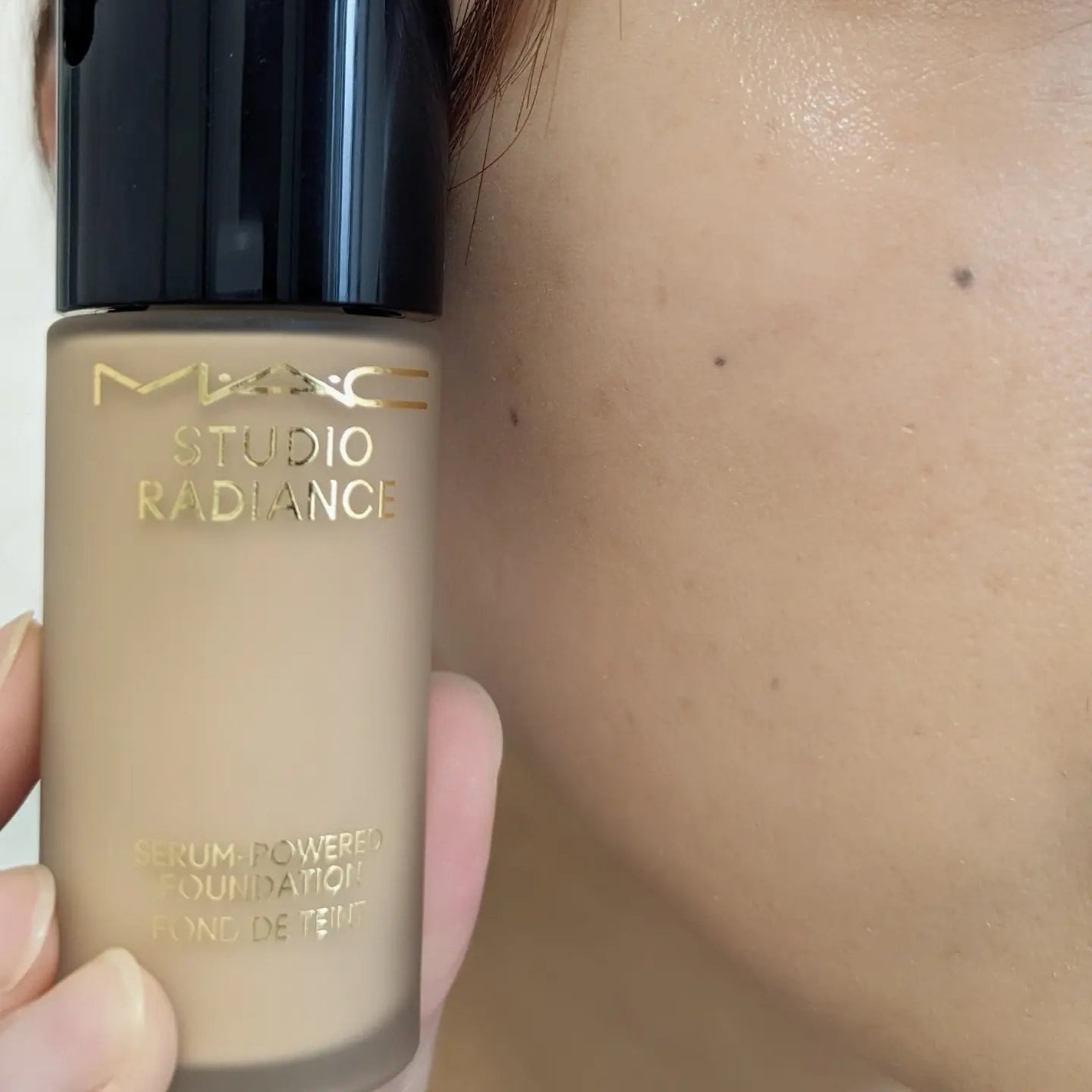 スタジオ ラディアンス セラム ファンデーション/M・A・C/リキッドファンデーションを使ったクチコミ(5枚目)