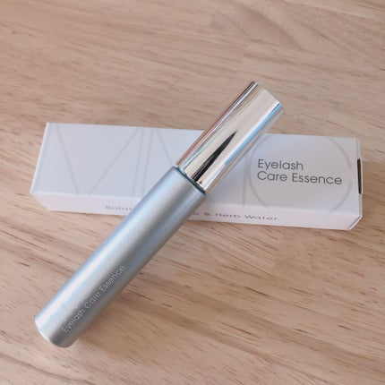 MiMC アイラッシュケアエッセンスのクチコミ「MiMC アイラッシュケアエッセンス𓏲
潤いとハリツヤのある、
すこやかなまつ毛に整えるま.....」(1枚目)