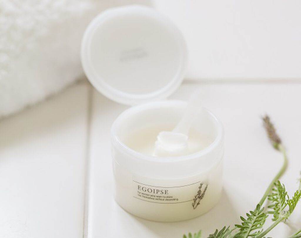 【すっぴんの極み】とろけるクレンジングバームで洗顔＆うるおい補給🌿（1枚目）