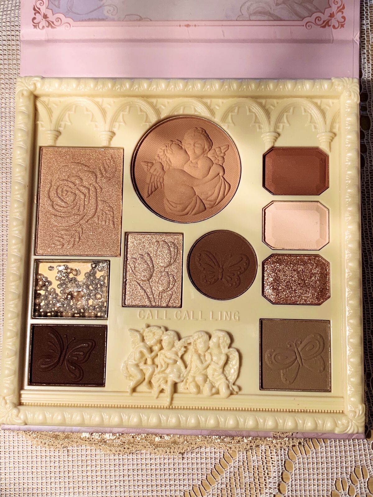 2way アイシャドウ チークパレット 天使のアイシャドー/CALL CALL LING/アイシャドウパレットを使ったクチコミ（2枚目）