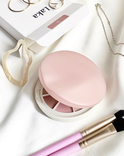 ミドルトーンアイシャドウコレクターパレット/Laka/アイシャドウパレットを使ったクチコミ(2枚目)