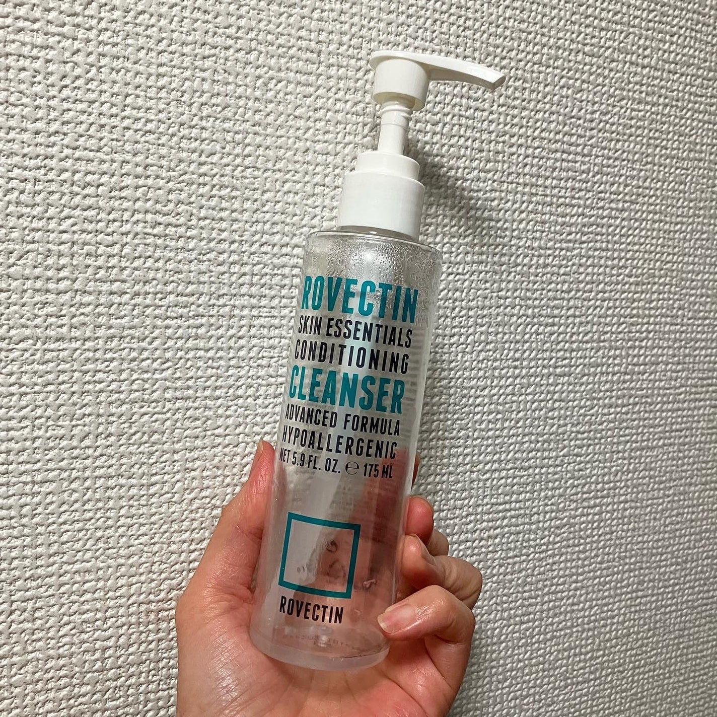 エッセンシャル クレンザー/ロベクチン/洗顔フォームを使ったクチコミ(1枚目)