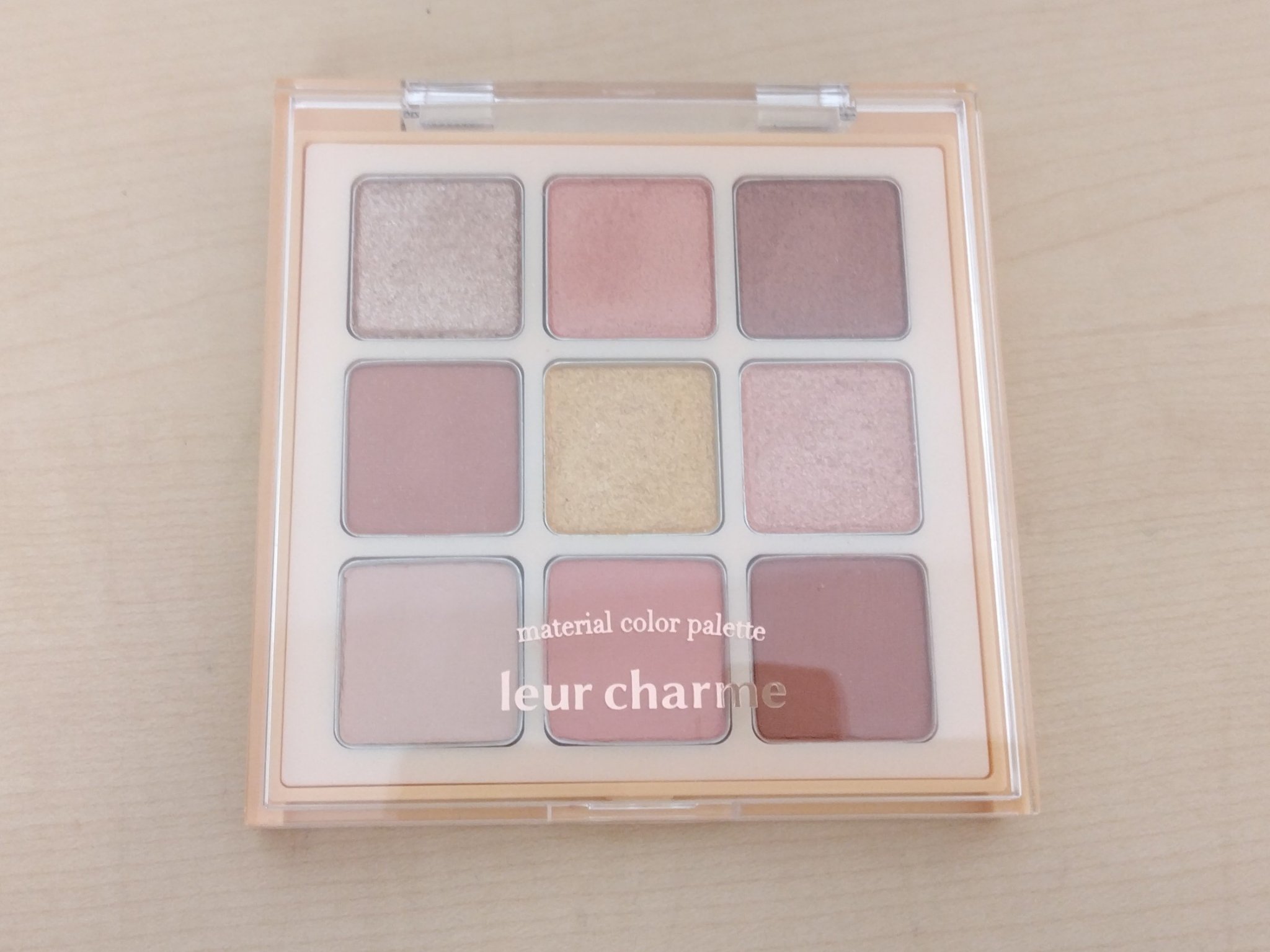 マテリアルカラーパレット/leur charme/アイシャドウパレットを使ったクチコミ（1枚目）