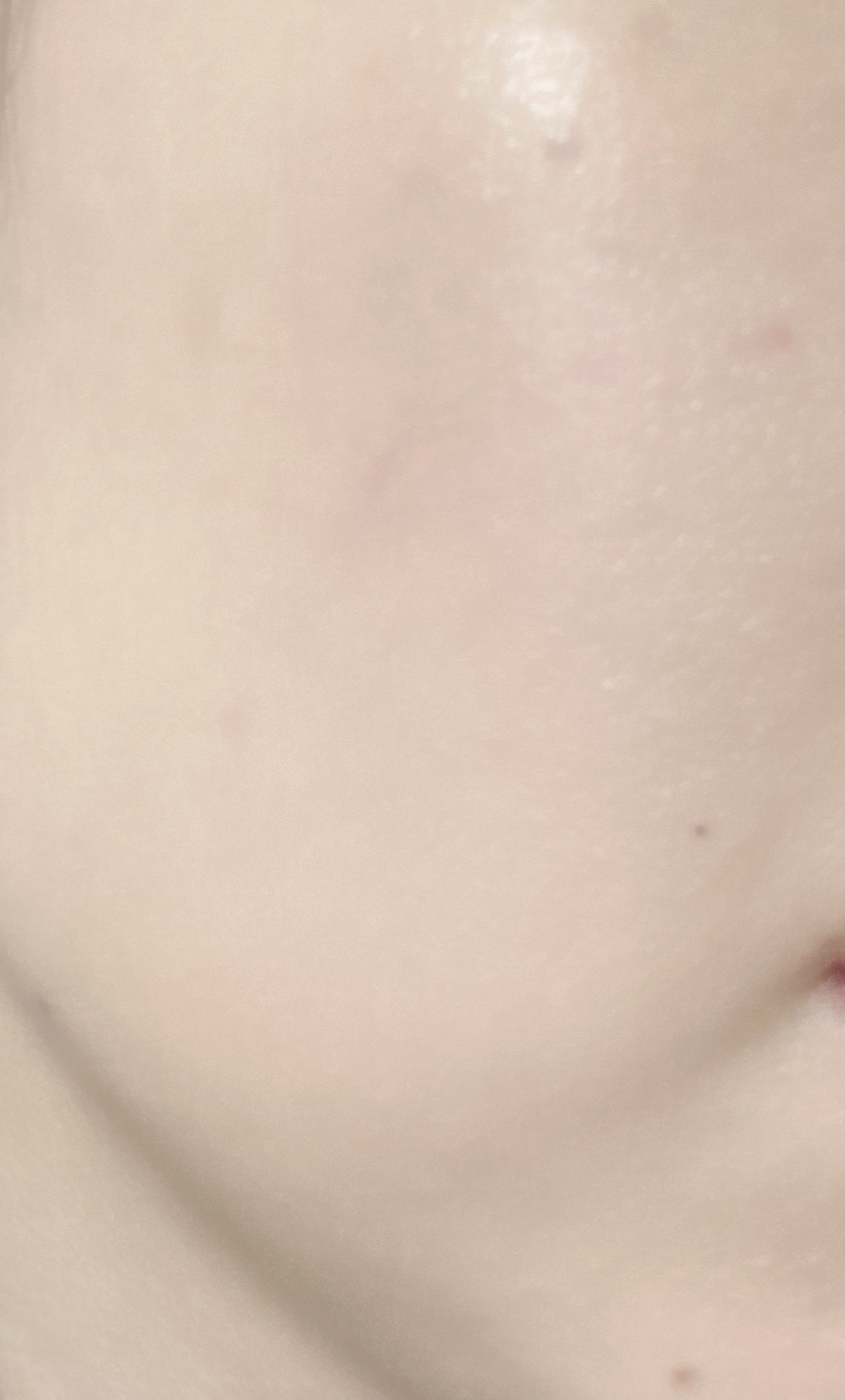 ESPRIQUE コンフォート メイククリーム〈色つき美容クリーム〉のクチコミ「30代ママ👩
最近はこれ一本で結構済ませてしまいます⭐️

ファンデのような色がついているけど.....」（1枚目）