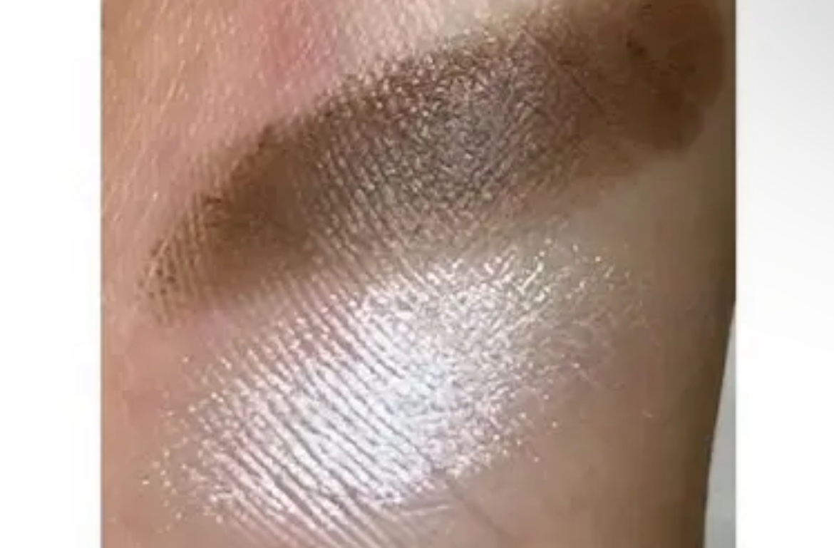 アイムマルチスティック デュアル/i’m meme/シェーディングを使ったクチコミ（3枚目）