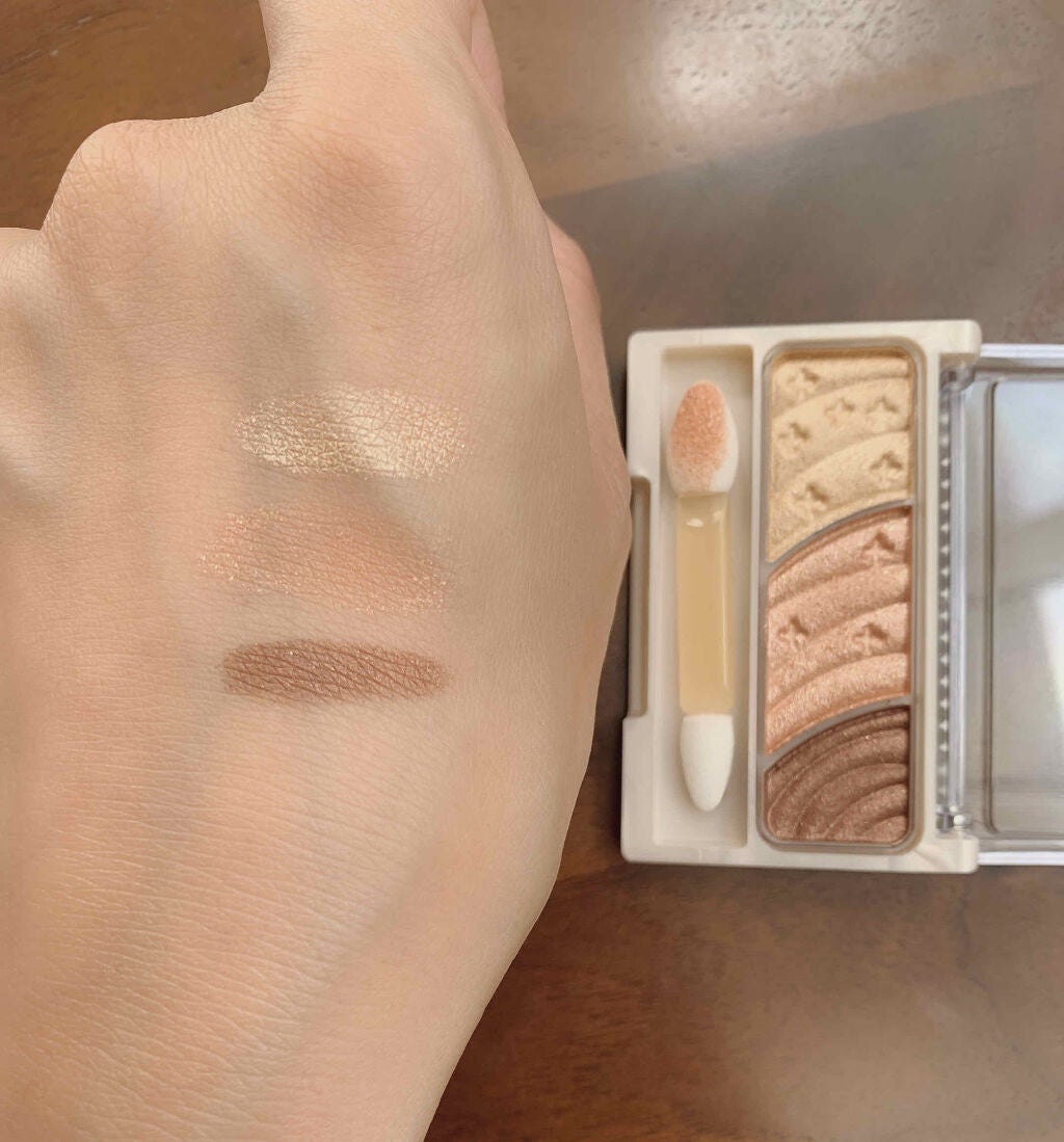 トーンアップアイシャドウ/CEZANNE/アイシャドウパレットを使ったクチコミ(4枚目)