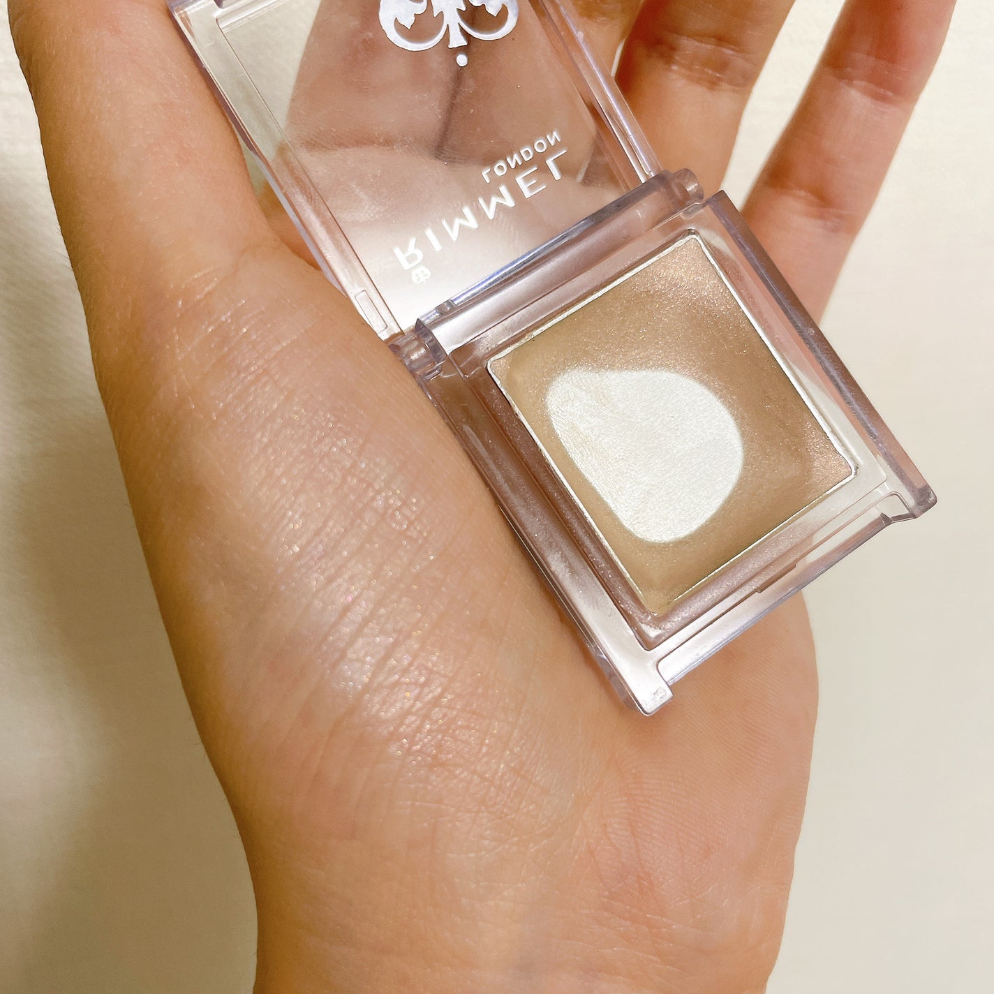 プリズム クリームアイカラー/リンメル ロンドン/ジェル・クリームアイシャドウを使ったクチコミ(2枚目)