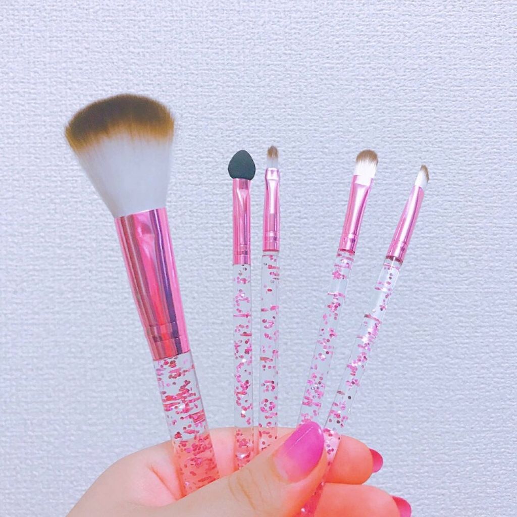グラデもぼかしも簡単♡アイシャドウブラシで一気にワンランクアップ!のサムネイル