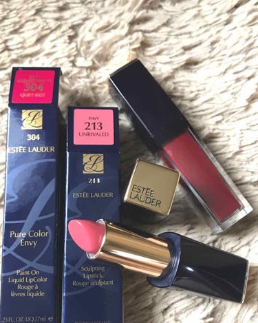 MYLittleBOXの今月のコラボはESTEE LAUDER！
LIPが現品2種類´ω`*
1つは秋の新作で16色の中ランダムに
ピュアカラーエンヴィーポイントオンリクイックリップカラーの304番
も