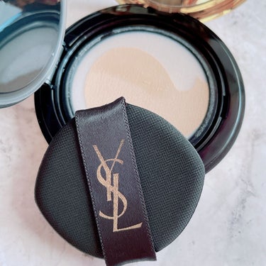 ラディアント タッチ グロウパクト B10/YVES SAINT LAURENT BEAUTE/クッションファンデーションを使ったクチコミ（3枚目）