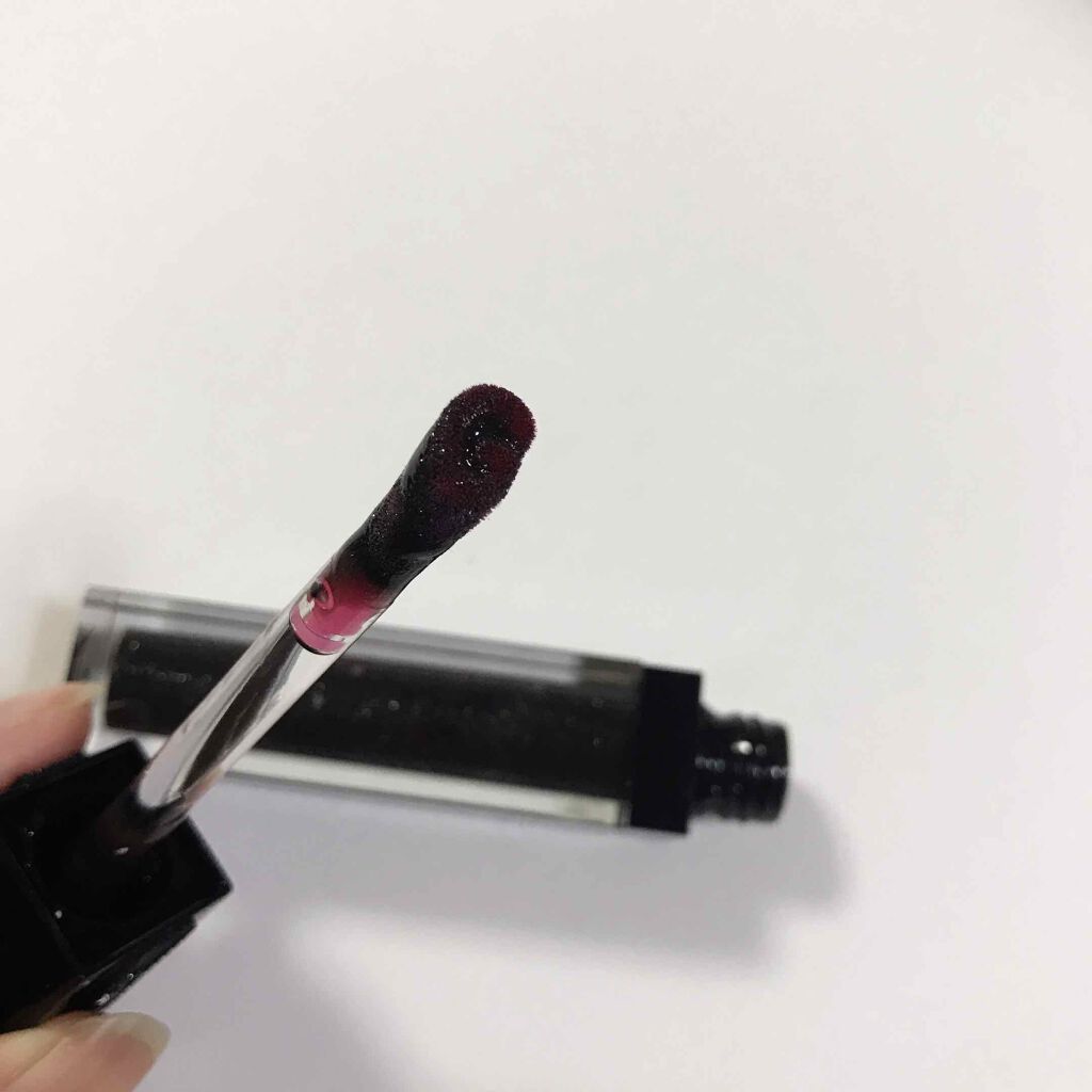 グロス・アンテルディ No.16 ノワール・レヴェラトゥール/GIVENCHY/リップグロスを使ったクチコミ（2枚目）