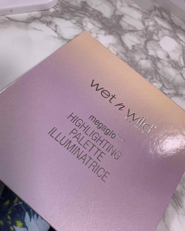 MegaGlo Highlighting Palette/wet 'n' wild/プレストパウダーを使ったクチコミ（1枚目）