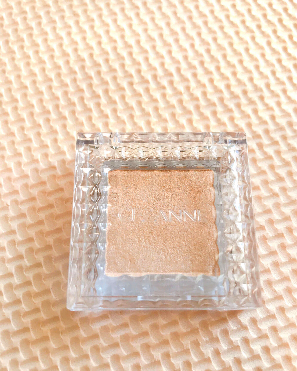 シングルカラーアイシャドウ/CEZANNE/単色アイシャドウを使ったクチコミ（1枚目）