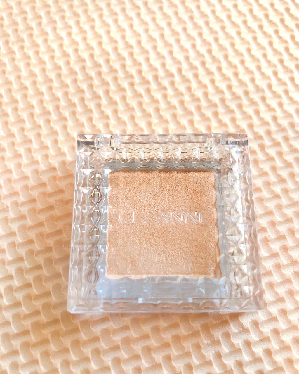 シングルカラーアイシャドウ/CEZANNE/単色アイシャドウを使ったクチコミ(1枚目)