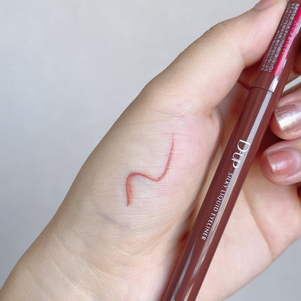 シルキーリキッドアイライナーWP/D-UP/リキッドアイライナーを使ったクチコミ(2枚目)