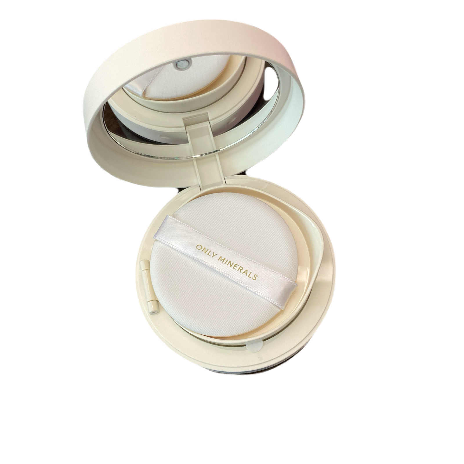 薬用 リンクルホワイト クッションBB/ONLY MINERALS/クッションファンデーションを使ったクチコミ（2枚目）