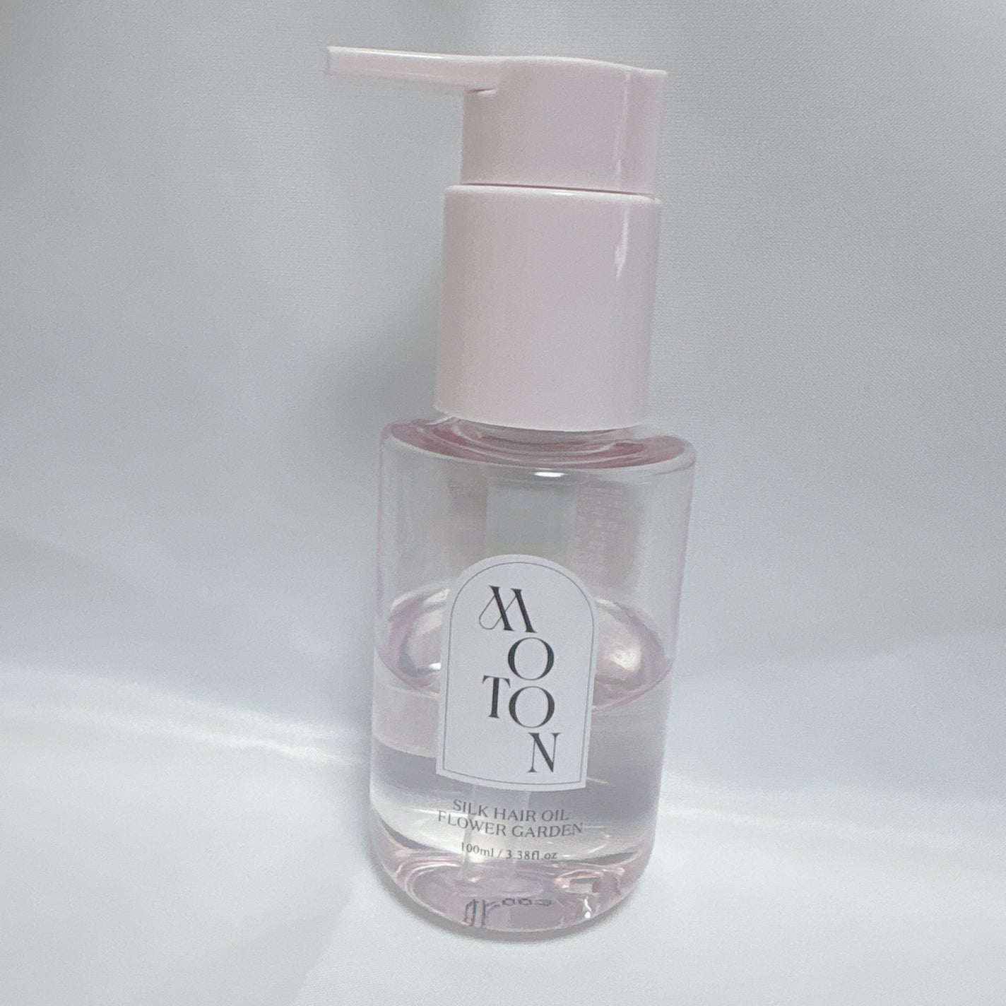 MOTON シルクヘアオイル フラワーガーデン/MOTON/ヘアオイルを使ったクチコミ(1枚目)