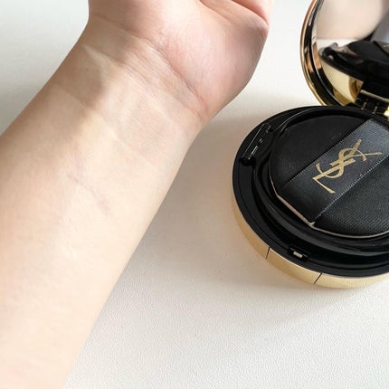 アンナ*.・🤍𐙚 on LIPS 「🖤【YVESSAINTLAURENT】アンクルドポールクッショ..」(5枚目)