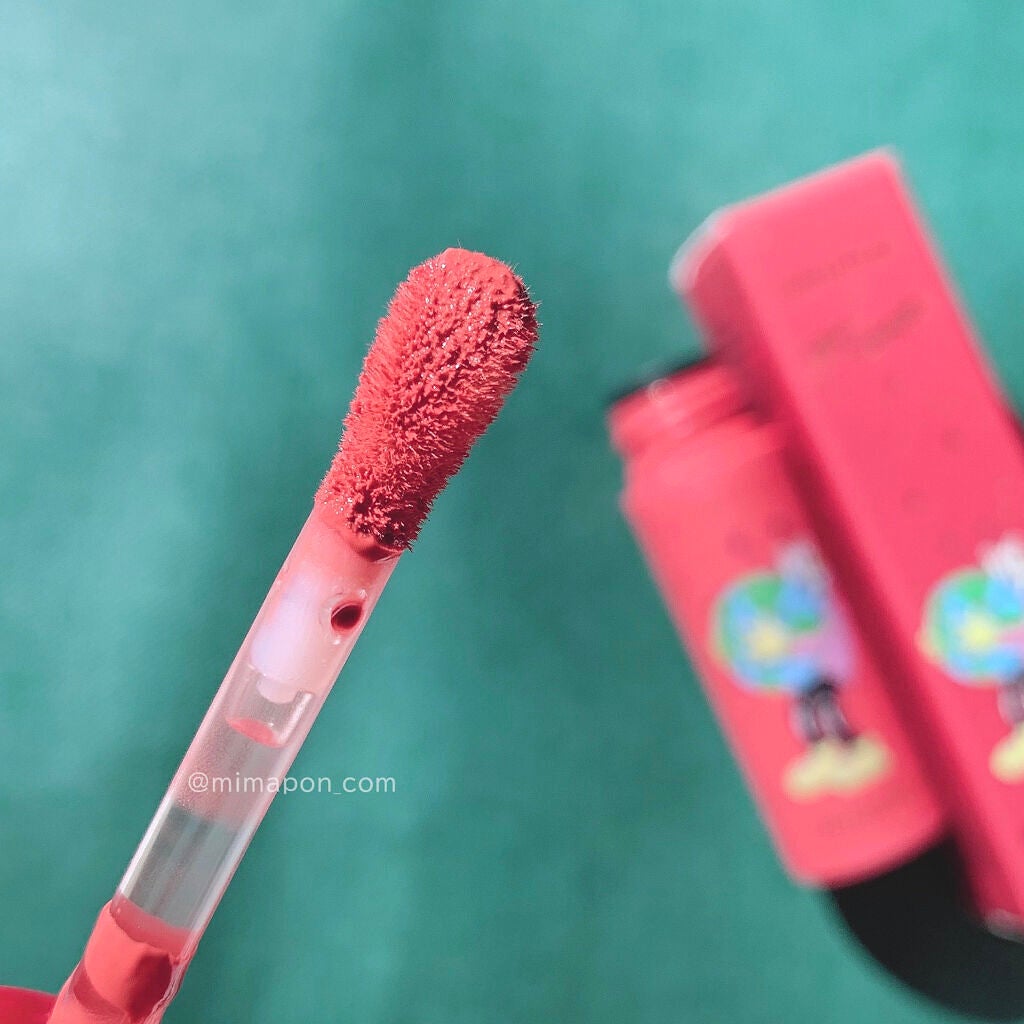 エアリー マットティント 2021 Green Holidays Edition/innisfree/口紅を使ったクチコミ(3枚目)